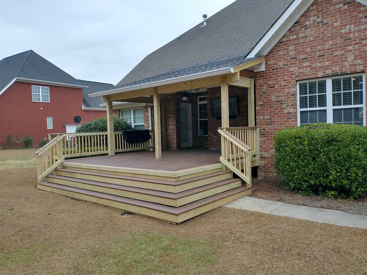 deck and covered porch combination in macon GA